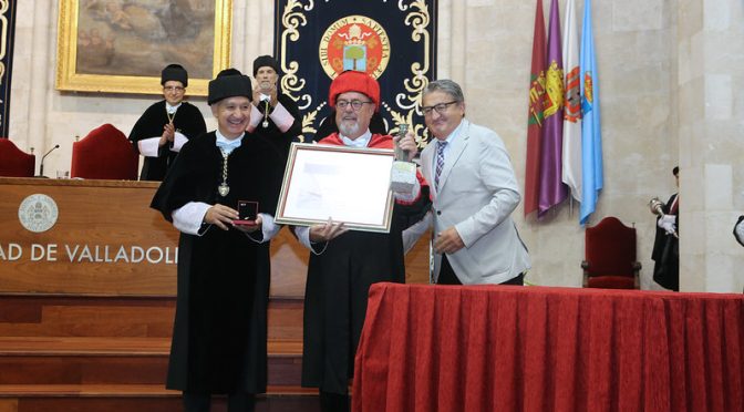 EL CATEDRÁTICO DE DERECHO CONSTITUCIONAL DE LA UVa FERNANDO REY RECIBE EL PREMIO CONSEJO SOCIAL 2024 POR SU TRAYECTORIA UNIVERSITARIA DE EXCELENCIA