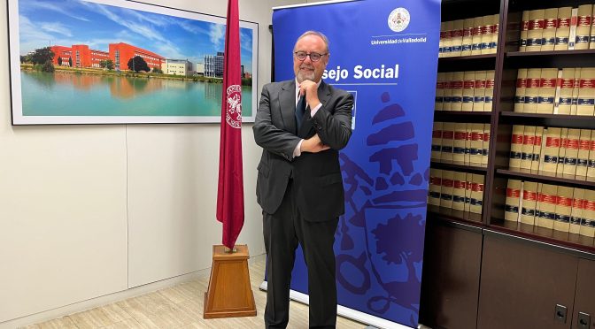 FERNANDO REY, PREMIO CONSEJO SOCIAL 2024: “EL SISTEMA UNIVERSITARIO ESPAÑOL ES UN SISTEMA LOW COST PORQUE SI QUIERES UNA UNIVERSIDAD DE CALIDAD TIENES QUE PAGARLA”